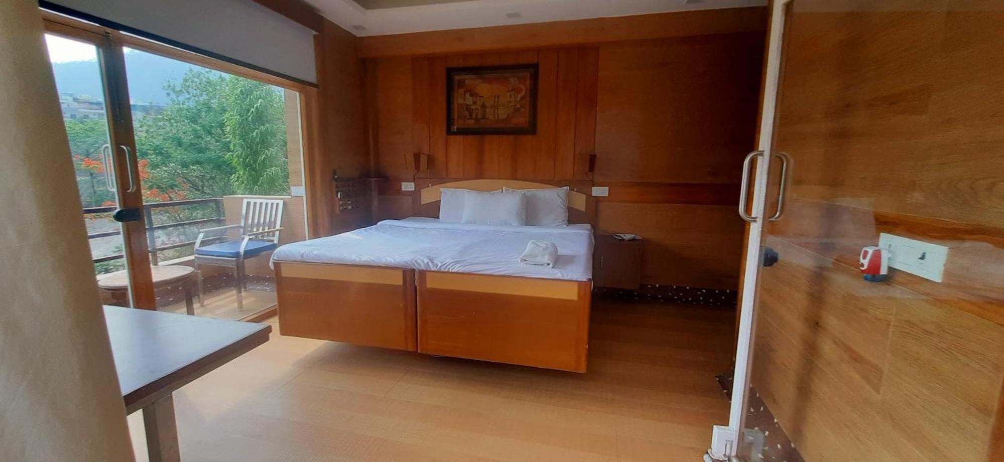 Aloha Serenity Apartments Rishīkesh Kamer foto